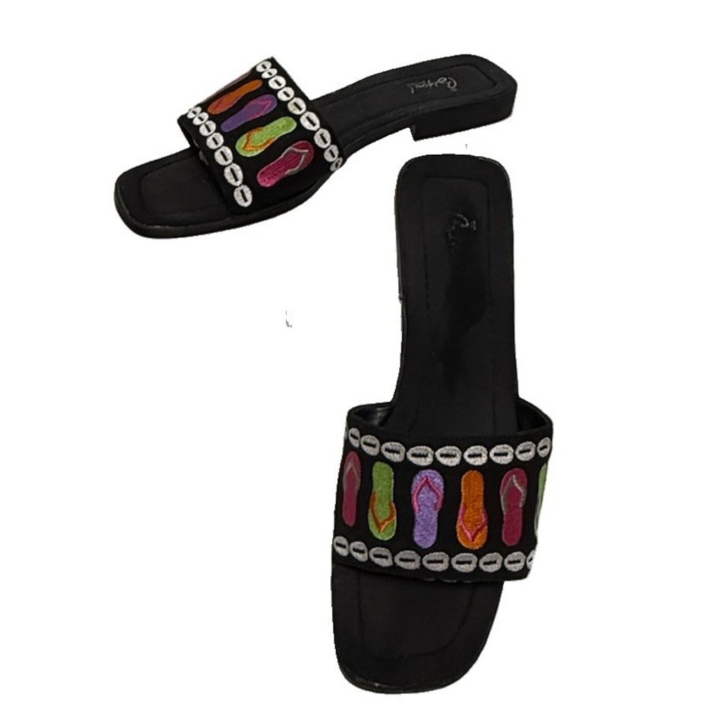 Bijou Womens Size 10 Black Slide Sandals Colorful embroidered Low Heel